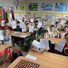 Uczniowie SP w Kłaju poznali wioskę Bullerbyn