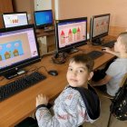 Uczniowie SP w Kłaju poznali wioskę Bullerbyn