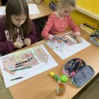 Uczniowie SP w Kłaju poznali wioskę Bullerbyn