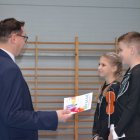 Wręczenie nagród w międzyszkolnych zawodach klas sportowych w rock’n’rollu akrobatycznym