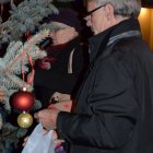 Wspólne ubieranie choinki