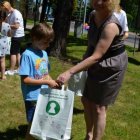 Rozdanie nagród w konkursie ekologicznym - Gminny Dzień Dziecka