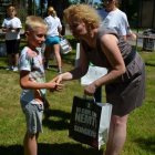 Rozdanie nagród w konkursie ekologicznym - Gminny Dzień Dziecka