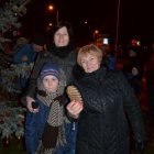 Ubrana w kolorowe bombki i migoczące światełka…