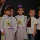 Przedszkolaki z Kłaja z życzeniami swoim babciom i dziadkom