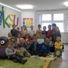 Przedszkolaki z Dąbrowy z wizytą  w Bibliotece w Wieliczce