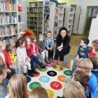 Przedszkolaki z Dąbrowy z wizytą  w Bibliotece w Wieliczce