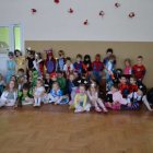 Wszyscy bawią się wspaniale jak co roku w karnawale