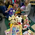 O akcjach charytatywnych w gimnazjum Kłaj