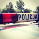 Policjanci z Wieliczki zatrzymali 21-letnią kobietę, która ukradła sprzęt elektroniczny należący do własnej matki