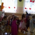 Bale, bale w karnawale! Tak się bawiły szarowskie przedszkolaki