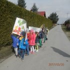 Wiosenny korowód ulicami Dąbrowy