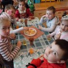 Magiczne Andrzejki w Przedszkolu Samorządowym w Kłaju 