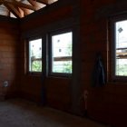 Półmetek prac przy budynku socjalnym w Brzeziu