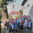 „Powiewa flaga” w Przedszkolu w Dąbrowie