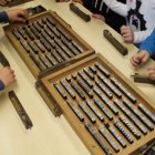 Warsztaty drukarskie w bibliotece