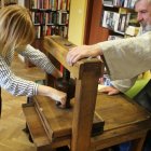 Warsztaty drukarskie w bibliotece