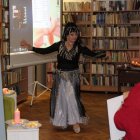 Z muzyką i tańcem przez kontynenty - Wieczór poetycki z Elżbietą Bednarczyk