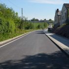 Chodnikiem do i ze szkoły w Brzeziu