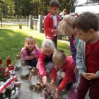 Wizyta w Puszczy Niepołomickiej na grobach żołnierzy