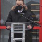 Wóz strażacki oficjalnie przekazany druhom z Szarowa