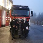 Wóz strażacki oficjalnie przekazany druhom z Szarowa