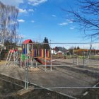 Zamiast łąki będzie boisko i plac zabaw