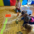 Komnaty Księdza Jana - Dzień Patrona w klasach młodszych SP Kłaj