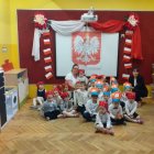 Święto Niepodległości w Przedszkolu w Dąbrowie