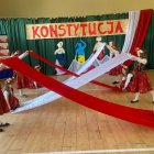 Wiwat maj, piękny maj – akademia klas młodszych w SP Kłaj