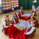 Wiwat maj, piękny maj – akademia klas młodszych w SP Kłaj