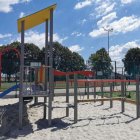 W Szarowie powstał plac zabaw i siłownia zewnętrzna