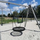 W Szarowie powstał plac zabaw i siłownia zewnętrzna