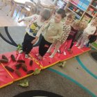 Misie z Grodkowic realizują projekt edukacyjny "Sensosmyki"