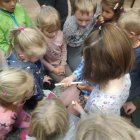 Podróż przedszkolaków z Dąbrowy do Doliny Muminków