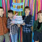 Uczniowie SP w Kłaju poznali wioskę Bullerbyn