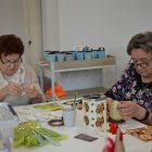 Dodatki, które udekorują wiosenne wnętrza domów i stołów