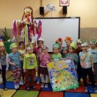 Powitanie Pani Wiosny przez Przedszkolaki z Szarowa