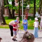 Bańkowy odlot w Pracowni Technik Plastycznych GCK