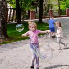 Bańkowy odlot w Pracowni Technik Plastycznych GCK