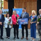 Gmina Kłaj otrzymała promesę na budowę sali gimnastycznej w Brzeziu.