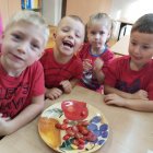 Projekt edukacyjny „WITAMINKI” w Przedszkolu w Szarowie.