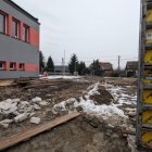 Trwają prace budowlane przy rozbudowie budynku remizy OSP Kłaj.