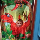 Mali paleontolodzy i tydzień z dinozaurami w Przedszkolu w Brzeziu.