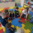 Mali paleontolodzy i tydzień z dinozaurami w Przedszkolu w Brzeziu.