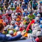 KOLARZE I KIBICE NA START! RUSZA 62. MAŁOPOLSKI WYŚCIG GÓRSKI.